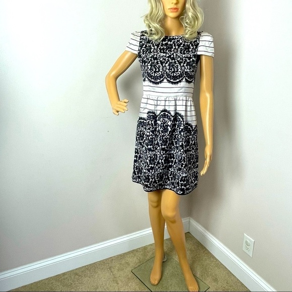 Tibi New York Silk Shift Dress | Size 0 | Black & White Stripes - Picture 1 of 15